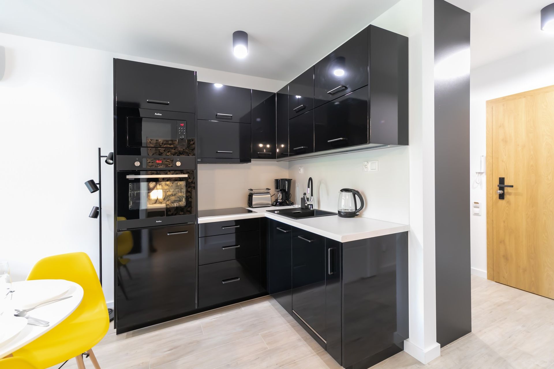 Cuisine nettoyée par Lena's Cleaning à Liège